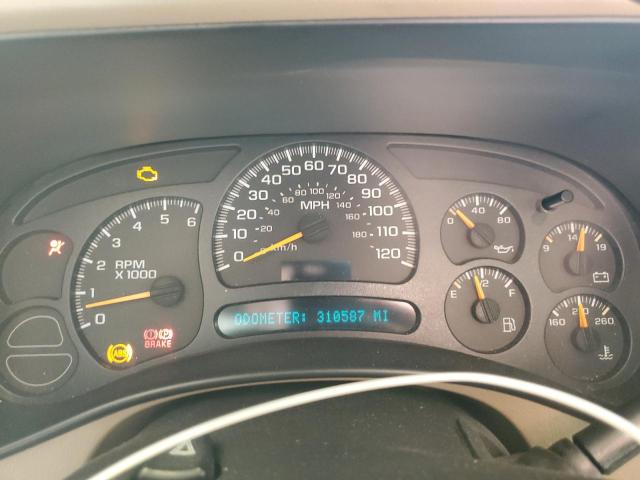 Photo 9 from auction – 2005 CHEVROLET SILVERADO with VIN 2GCEC19V151320232