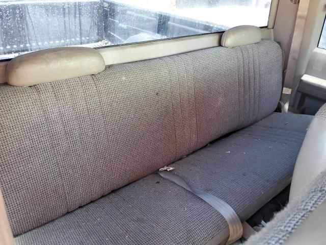 Photo 10 from auction – 1997 CHEVROLET C/S 1500 with VIN 2GCEC19W0V1119642