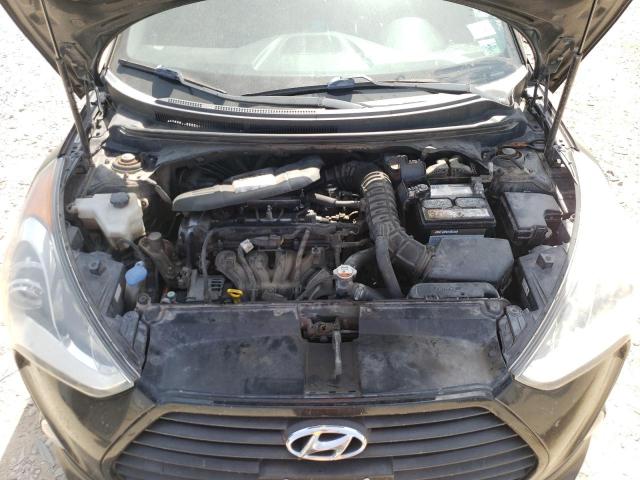 Photo 11 from auction – 2015 HYUNDAI VELOSTER T with VIN KMHTC6AE7FU232593
