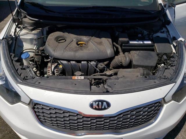 Photo 11 from auction – 2016 KIA FORTE LX with VIN KNAFK4A66G5564485
