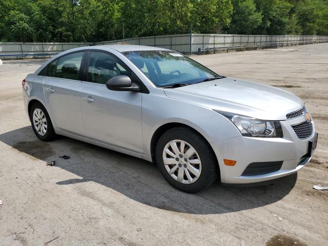 Photo 4 from auction – 2011 CHEVROLET CRUZE LS with VIN 1G1PC5SH4B7261527