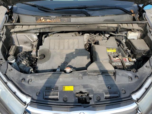 Photo 11 from auction – 2015 TOYOTA HIGHLANDER with VIN 5TDBKRFH0FS214903