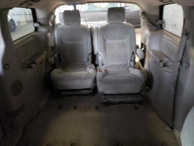 Photo 10 from auction – 2004 TOYOTA SIENNA CE with VIN 5TDZA23C34S171012