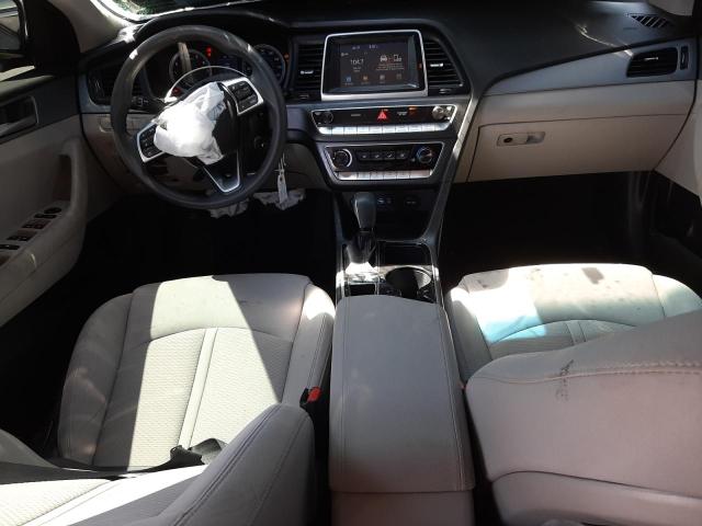 Photo 8 from auction – 2019 HYUNDAI SONATA SE with VIN 5NPE24AF8KH806992