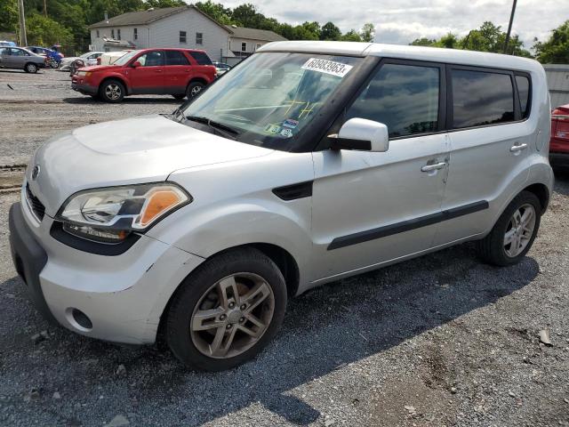 KIA SOUL + 2011 with VIN KNDJT2A27B7288911 - Photo from auction
