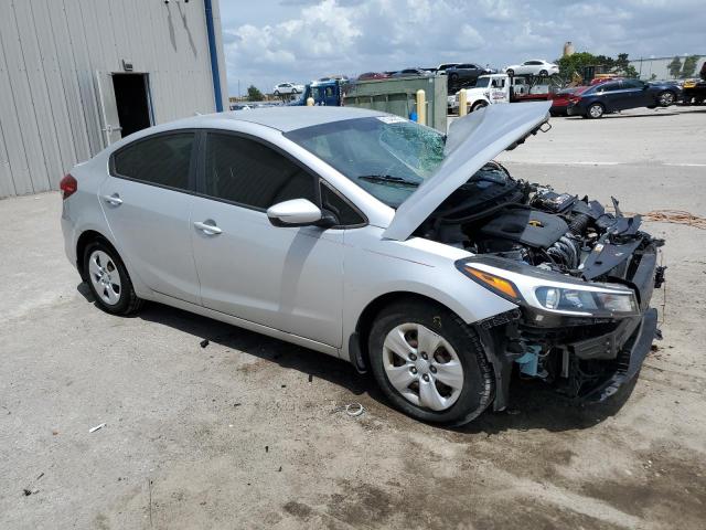 Photo 4 from auction – 2018 KIA FORTE LX with VIN 3KPFK4A72JE203861