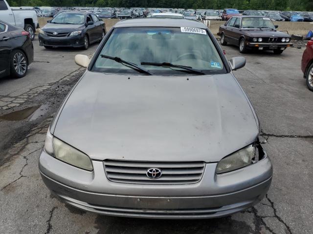 Photo 5 from auction – 1998 TOYOTA CAMRY CE with VIN 4T1BG28K4WU296255
