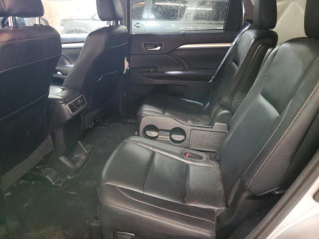 Photo 11 from auction – 2018 TOYOTA HIGHLANDER with VIN 5TDJZRFH7JS545333