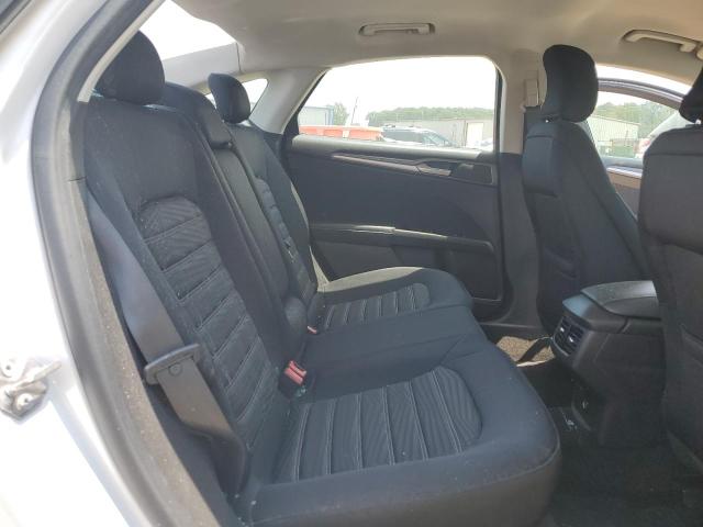 Photo 10 from auction – 2016 FORD FUSION SE with VIN 3FA6P0HD5GR404358
