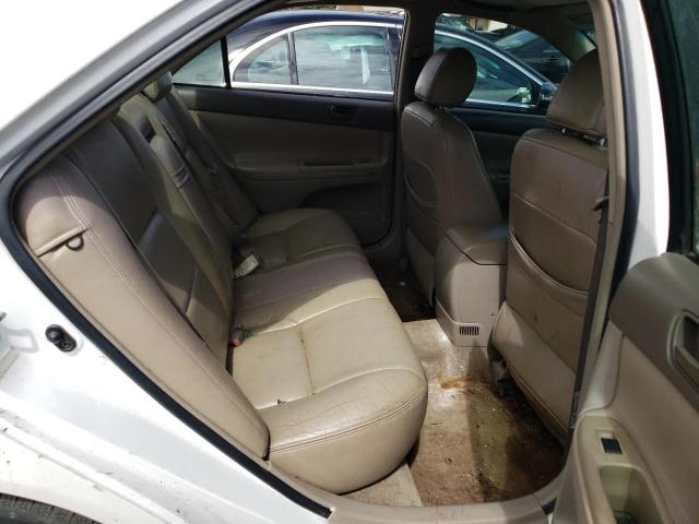 Photo 10 from auction – 2004 TOYOTA CAMRY LE with VIN 4T1BE32K44U263337