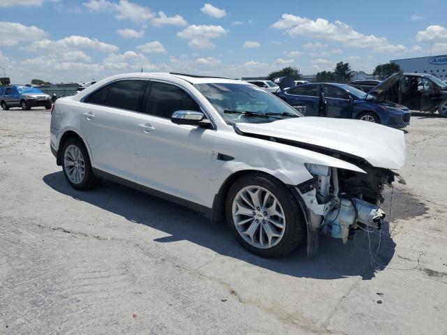 Photo 4 from auction – 2019 FORD TAURUS LIM with VIN 1FAHP2F80KG118220