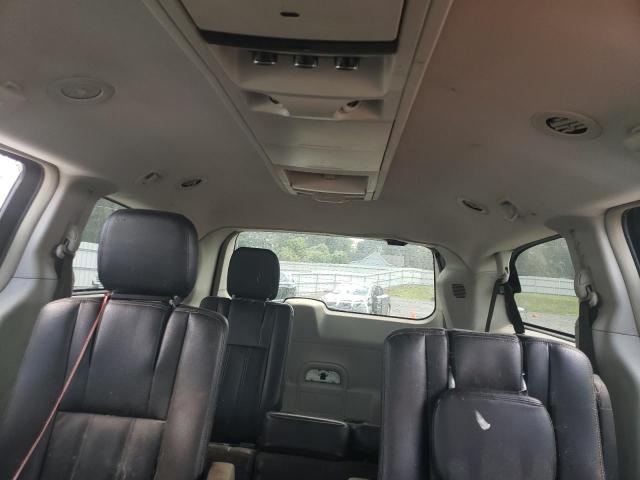 Photo 10 from auction – 2015 CHRYSLER TOWN & COU with VIN 2C4RC1BG5FR534494