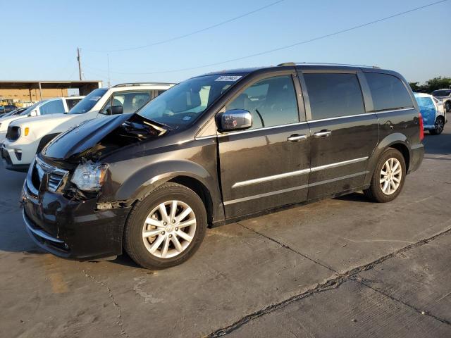 Photo 1 from auction – 2015 CHRYSLER TOWN & COU with VIN 2C4RC1GG3FR708815