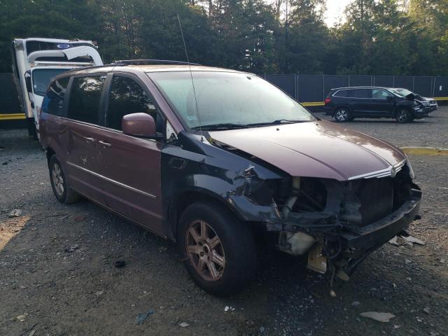 Photo 4 from auction – 2010 CHRYSLER TOWN & COU with VIN 2A4RR5D1XAR289161