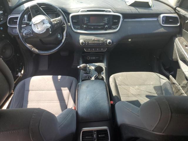 Photo 8 from auction – 2016 KIA SORENTO LX with VIN 5XYPG4A31GG062912