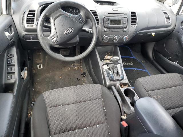 Photo 8 from auction – 2017 KIA FORTE LX with VIN 3KPFK4A75HE156691
