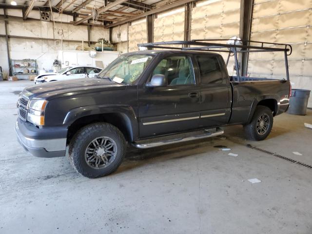 CHEVROLET SILVERADO 2004 with VIN 1GCEK19T44E162077 - Photo from auction
