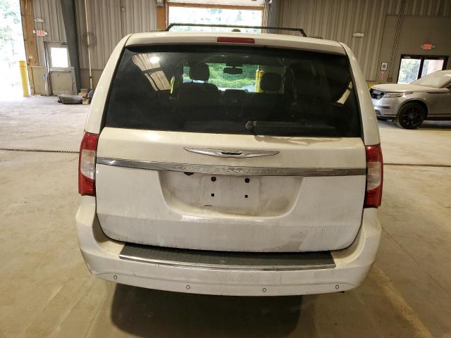 Photo 6 from auction – 2015 CHRYSLER TOWN & COU with VIN 2C4RC1CG0FR582662