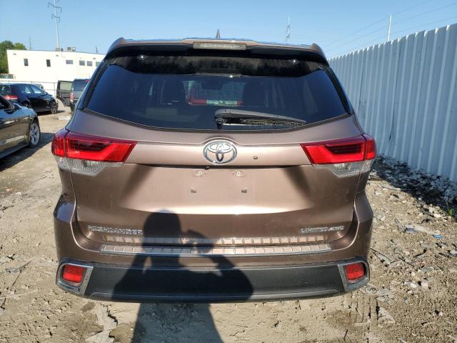 Photo 6 from auction – 2019 TOYOTA HIGHLANDER with VIN 5TDDZRFH5KS947088