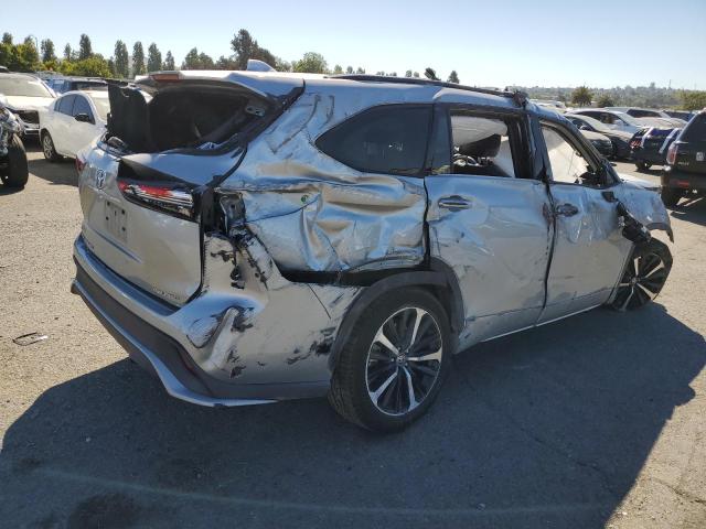 Photo 3 from auction – 2021 TOYOTA HIGHLANDER with VIN 5TDJZRBH1MS107241