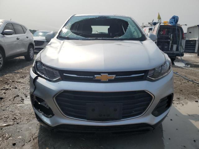 Photo 5 from auction – 2017 CHEVROLET TRAX LS with VIN KL7CJKSB9HB181178