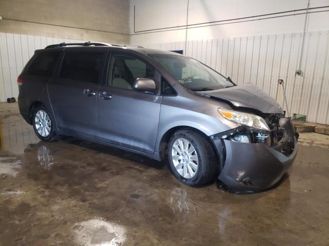 Photo 4 from auction – 2011 TOYOTA SIENNA XLE with VIN 5TDYK3DC1BS097535