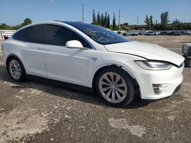 Photo 4 from auction – 2016 TESLA MODEL X with VIN 5YJXCAE24GF019118