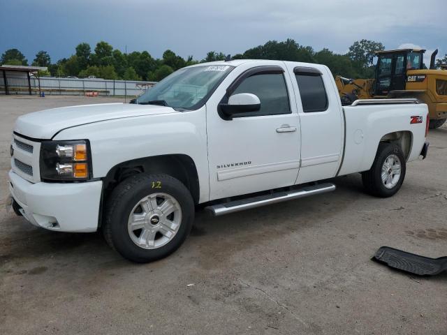 CHEVROLET SILVERADO 2010 with VIN 1GCSCSE08AZ260910 - Photo from auction
