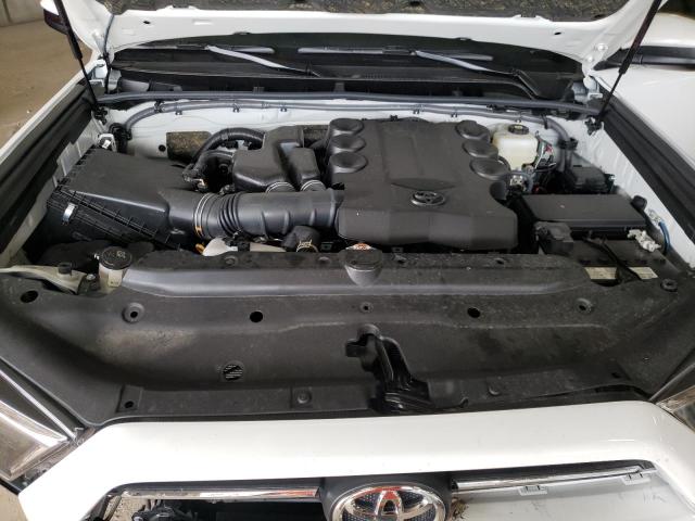 Photo 12 from auction – 2023 TOYOTA 4RUNNER SE with VIN JTEMU5JR4P6153175