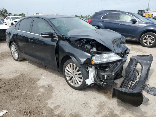 Photo 4 from auction – 2016 VOLKSWAGEN JETTA SEL with VIN 3VWL07AJ8GM266142