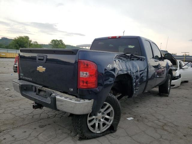 Photo 3 from auction – 2011 CHEVROLET SILVERADO with VIN 1GCRKREA9BZ281592