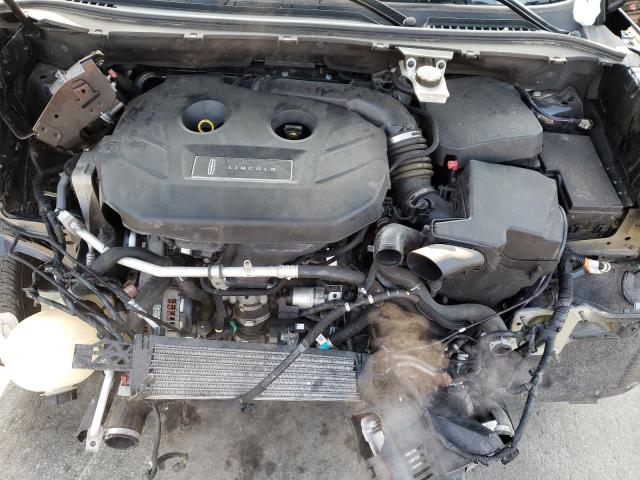 Photo 12 from auction – 2018 LINCOLN MKC RESERV with VIN 5LMCJ3C93JUL14234