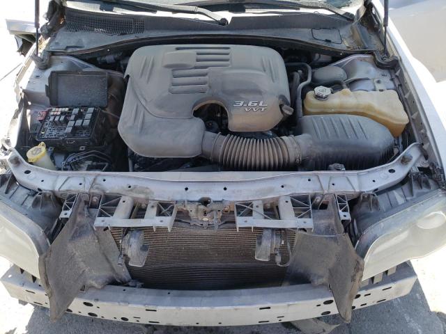 Photo 11 from auction – 2017 CHRYSLER 300 S with VIN 2C3CCABG2HH663702