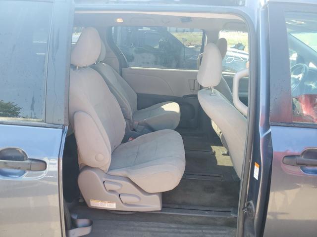 Снимка 11 от търг – 2017 TOYOTA SIENNA с VIN 5TDZZ3DC7HS832284