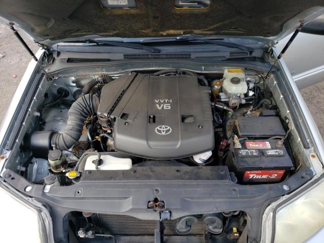 Photo 12 from auction – 2004 TOYOTA 4RUNNER SR with VIN JTEBU14RX40042141