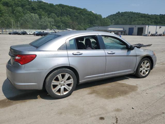 Photo 3 from auction – 2013 CHRYSLER 200 TOURIN with VIN 1C3CCBBB1DN734240
