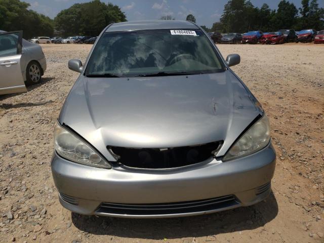 Photo 5 from auction – 2005 TOYOTA CAMRY LE with VIN 4T1BF32K85U620727