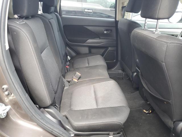 Photo 10 from auction – 2018 MITSUBISHI OUTLANDER with VIN JA4AD2A32JZ069647