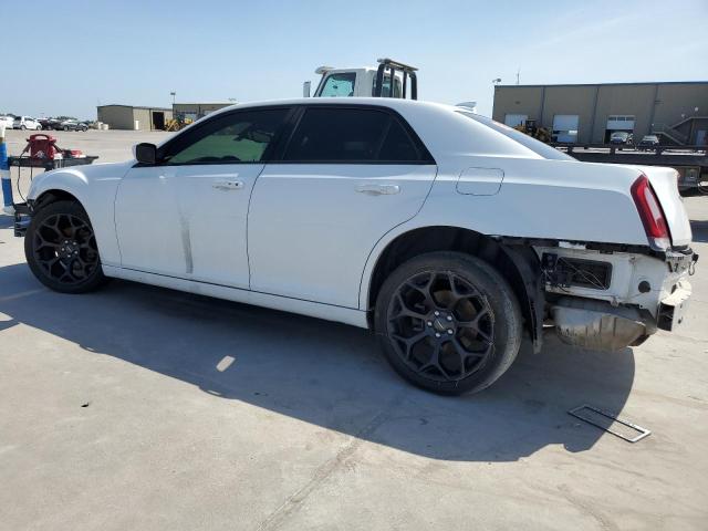 Photo 2 from auction – 2019 CHRYSLER 300 S with VIN 2C3CCABG9KH516137