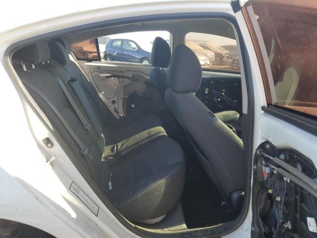 Photo 10 from auction – 2018 KIA FORTE LX with VIN 3KPFL4A77JE179067