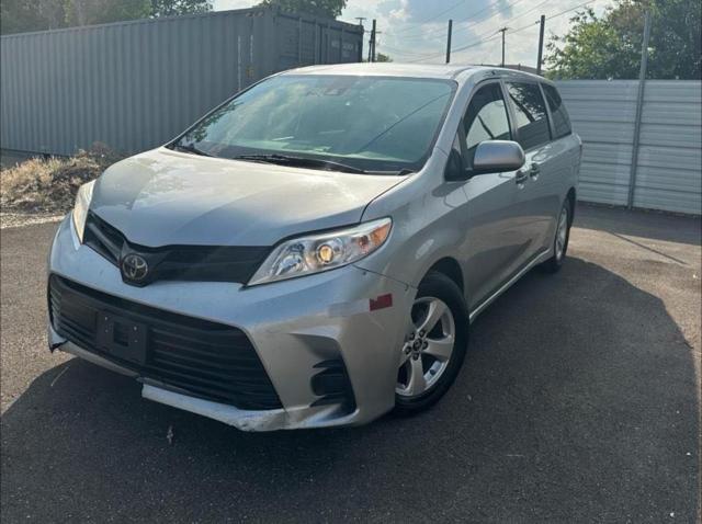 Photo 2 from auction – 2019 TOYOTA SIENNA with VIN 5TDZZ3DC2KS989244