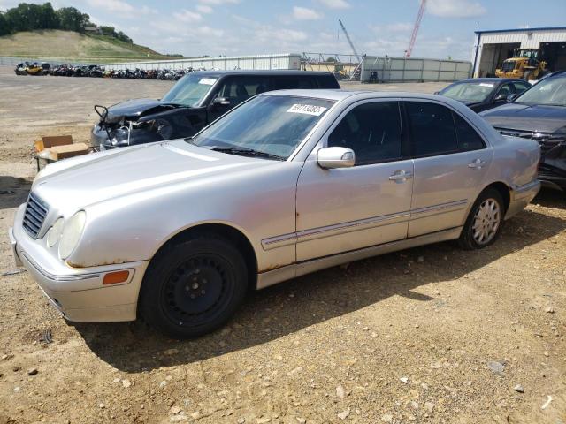 MERCEDES-BENZ E 320 4MAT 2001 with VIN WDBJF82J91X059904 - Photo from auction