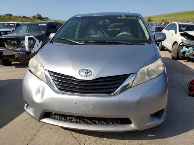 Photo 5 from auction – 2013 TOYOTA SIENNA LE with VIN 5TDKK3DC7DS300162