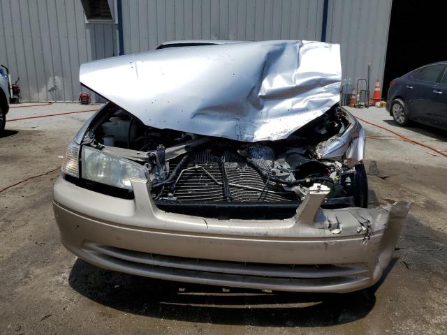 Photo 5 from auction – 2000 TOYOTA CAMRY CE with VIN 4T1BG22K5YU975463