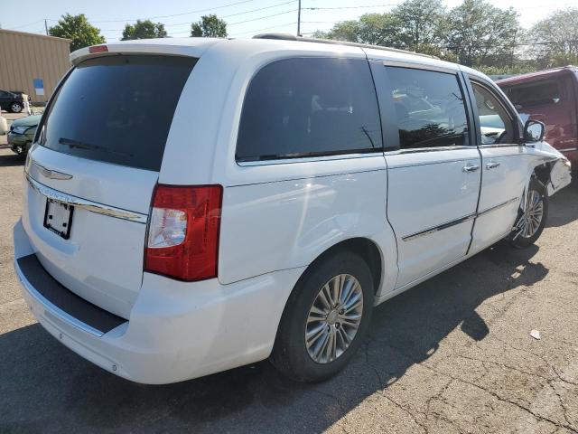Photo 3 from auction – 2015 CHRYSLER TOWN & COU with VIN 2C4RC1CGXFR506740