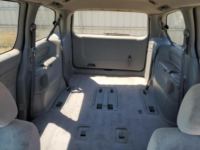 Photo 10 from auction – 2002 TOYOTA SIENNA LE with VIN 4T3ZF13CX2U445748