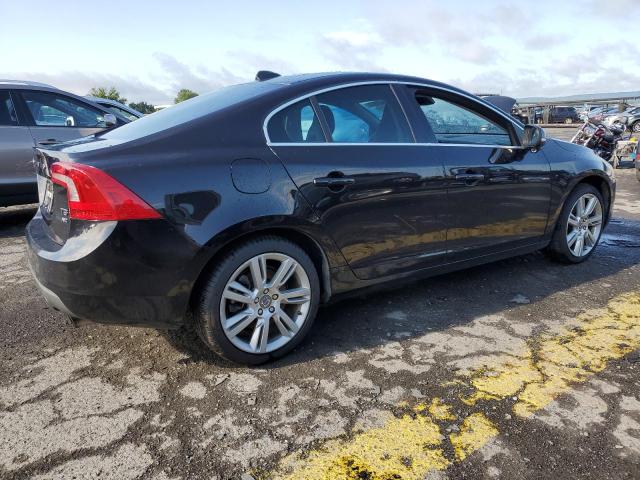 Photo 3 from auction – 2011 VOLVO S60 T6 with VIN YV1902FH1B2003653