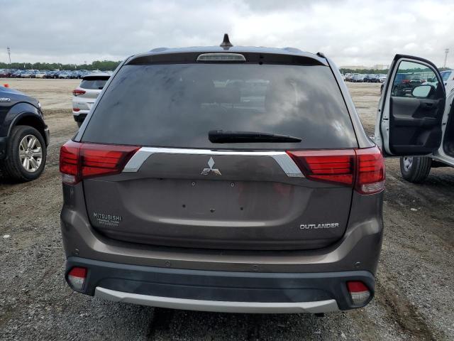 Photo 6 from auction – 2018 MITSUBISHI OUTLANDER with VIN JA4AD2A32JZ069647
