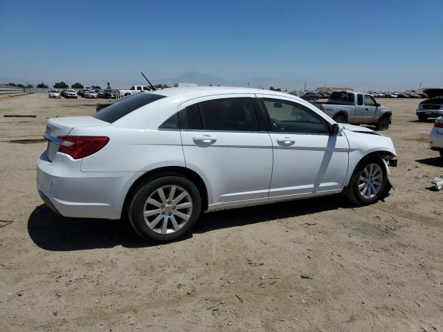 Photo 3 from auction – 2013 CHRYSLER 200 TOURIN with VIN 1C3CCBBG9DN527784