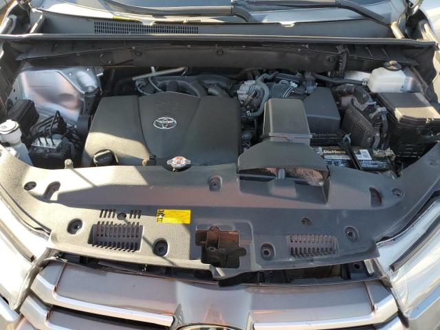 Photo 12 from auction – 2019 TOYOTA HIGHLANDER with VIN 5TDZZRFH3KS305944